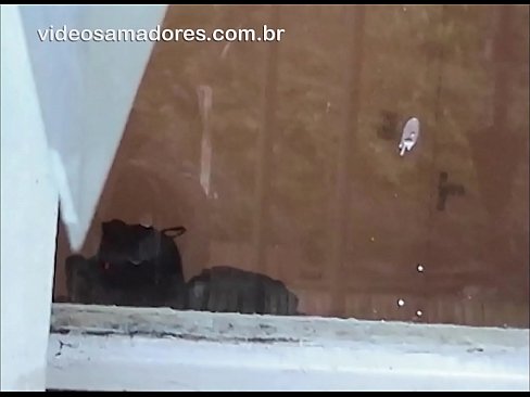 ❤️ Mwamuna wonyezimira akuyang'ana bwenzi lake ndi mnyamata wina, akujambula kanema wachiwerewere popanda kusokoneza banjali Zolaula pa ny.pornpics-de.ru  ️❤