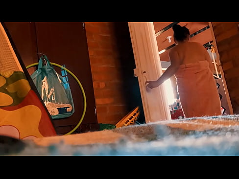 ❤️ Amalume amandisatira ku shower, amandijomba ndikusamba. Zolaula pa ny.pornpics-de.ru  ️❤